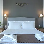 فيلة Ionian Heaven