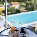 Ionian Heaven نِكيانا
